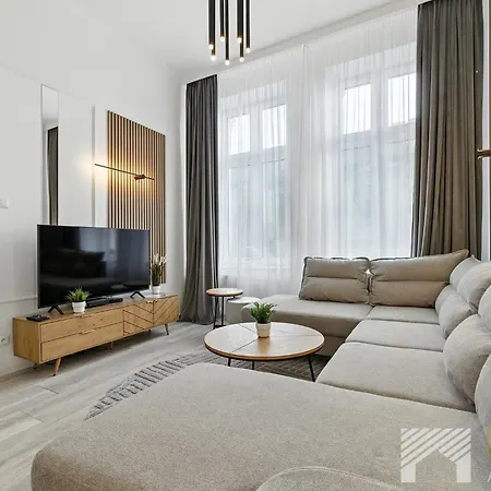 Apartament Jaracza Premium&deluxe By Lookap