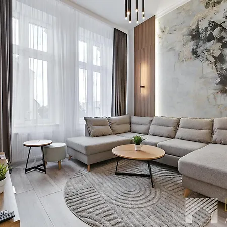 Jaracza Premium&deluxe By Lookap דירה *