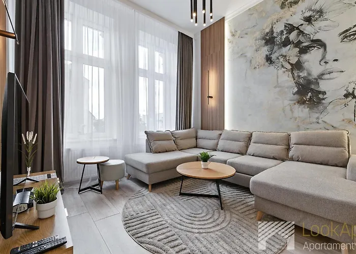 Jaracza Premium&deluxe By Lookap Апартаменты *